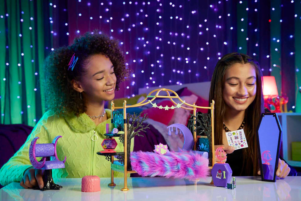 Playset with Doll House Furniture & Toy Accessories Q526