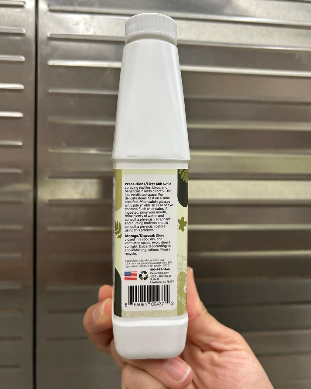 Cedar Oil Spray Kills & Repels Ticks, Fleas, Chiggers and Mosquitoes Z43702